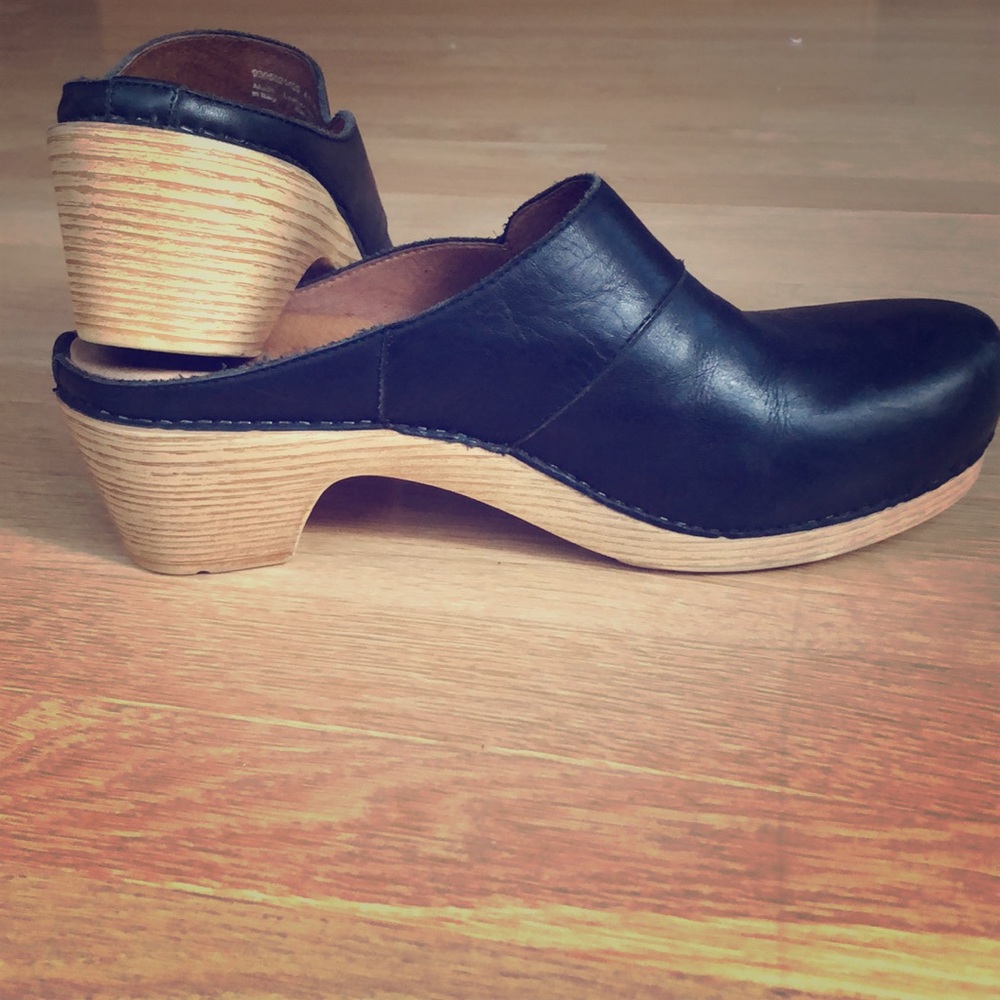 Black size 41 Dansko Mules/clogs